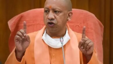 Photo of यूपी में 14 जनवरी तक बंद रहेंगे सभी स्कूल, नाइट कर्फ्यू का बढ़ाया गया समय