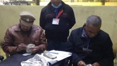 Photo of उड़नदस्ते ने टीम के साथ ही जब्त की नकदी