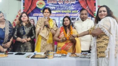 Photo of आशा की किरण द्वारा किया गया 101 नारी शक्तियों का सम्मान