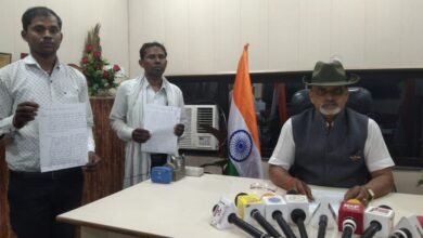 Photo of दबंगई व गुंडागर्दी करने वाले किसी भी अपराधी को ऑपरेशन विजय बचने नहीं देगा : शिवमंगल सिंह