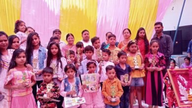 Photo of वार्षिकोत्सव में आर एस एजुकेशन सेंटर ने किया छात्र छात्राओं को सम्मानित
