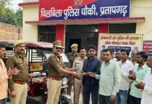 Photo of चौकी प्रभारी लक्ष्मीकांत सेंगर की सराहनीय पहल, वापस मिला खोया मोबाइल